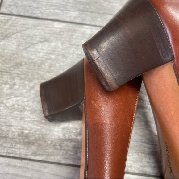 Salvatore Ferragamo Vara Bow Shoes Pumps Black Luxury Designer 9.5 AA. - Picture 3 of 11